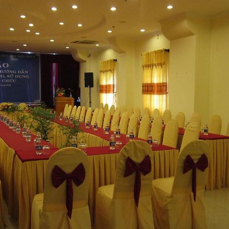 Bien Vang Hotel Da Nang Exterior foto